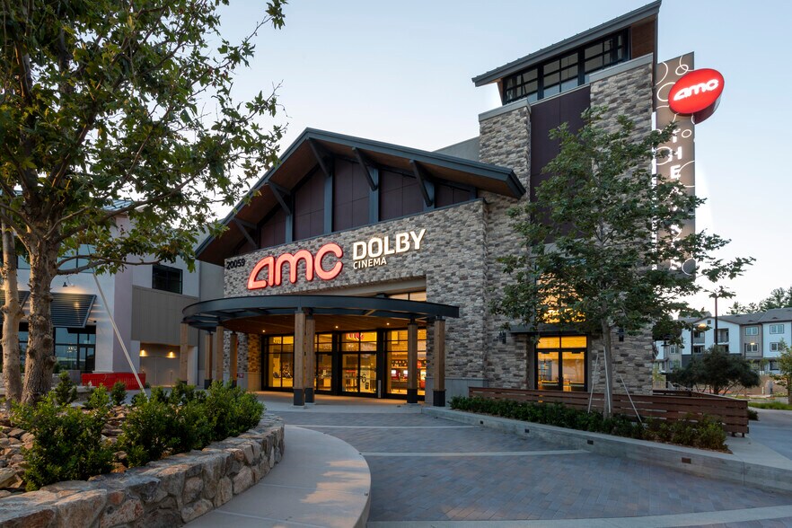 Rinaldi St, Porter Ranch, CA à louer - Photo de l’immeuble – Image 2 sur 3