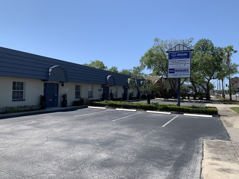 6526-6536 Central Ave, Saint Petersburg, FL à louer - Photo de l’immeuble – Image 2 sur 8