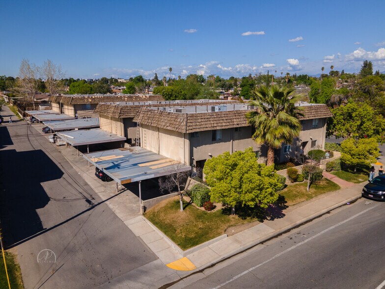 2700 Cornell St, Bakersfield, CA à vendre - Photo de l’immeuble – Image 3 sur 4
