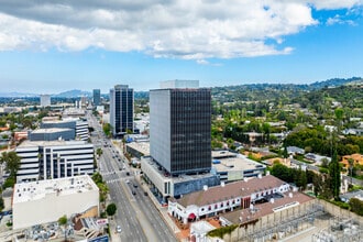 15910 Ventura Blvd, Encino, CA - Vue aérienne  vue de carte