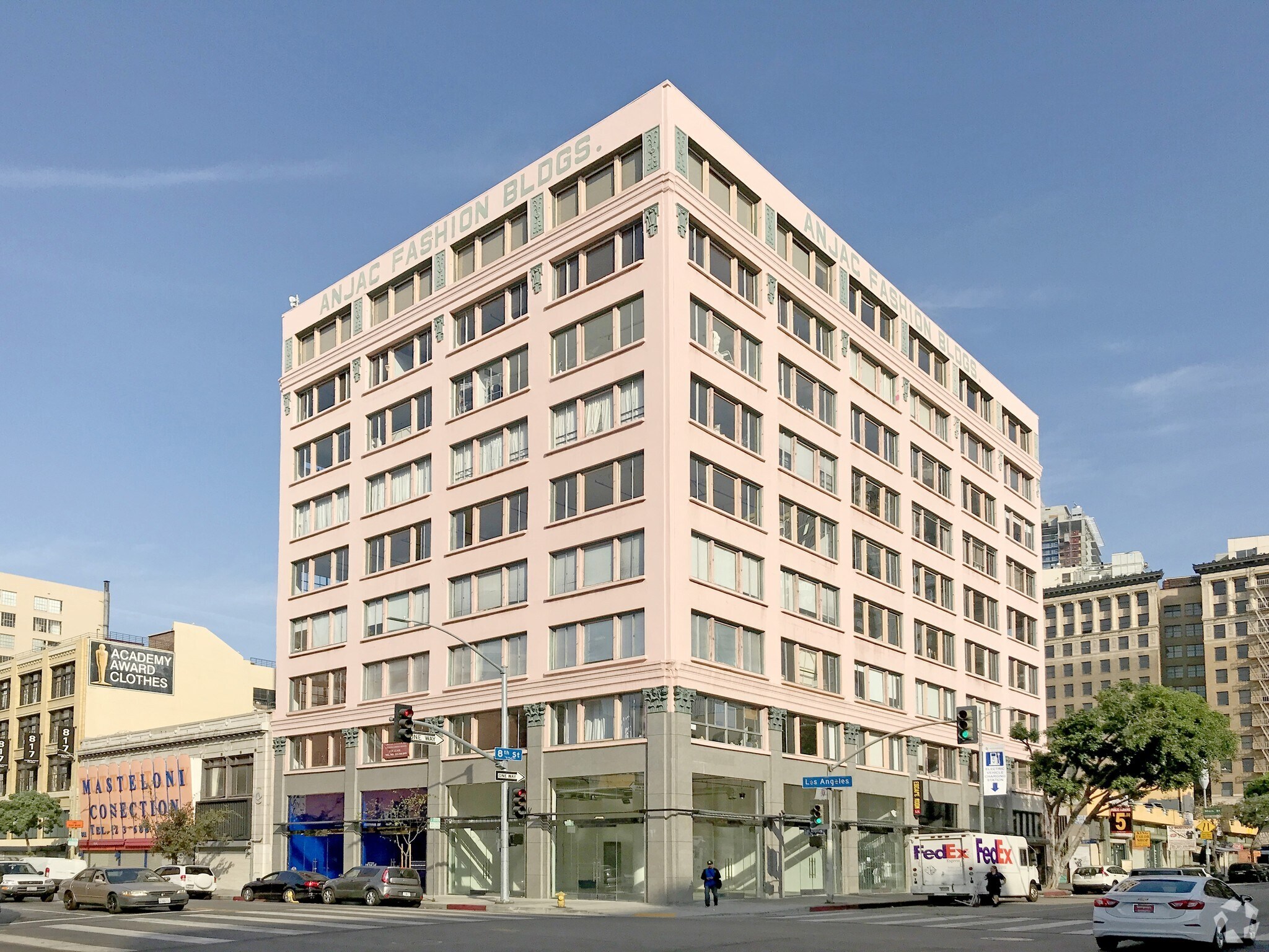 120 E 8th St, Los Angeles, CA à louer Photo principale– Image 1 sur 37