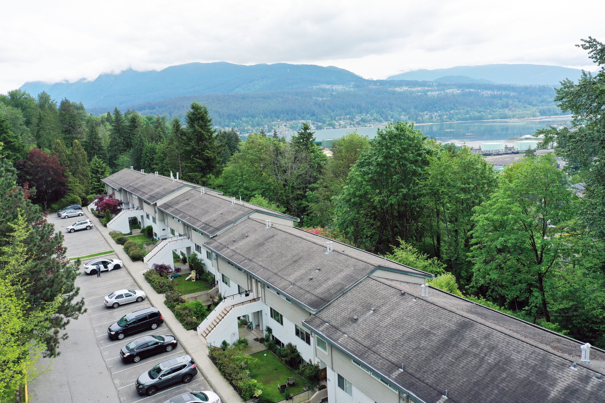 1902-1960 Highview Pl, Port Moody, BC à vendre Aérien– Image 1 sur 6