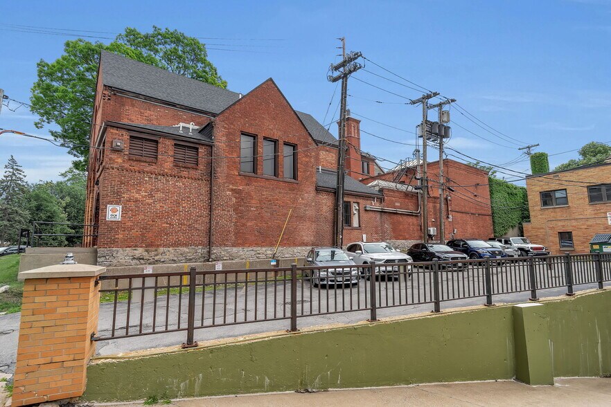 556-564 Franklin St, Buffalo, NY à vendre - Photo de l’immeuble – Image 3 sur 9