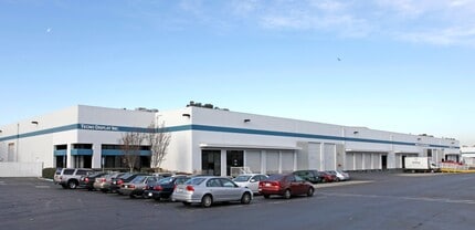 2263-2277 National Ave, Hayward, CA à louer Photo intérieure– Image 2 sur 3