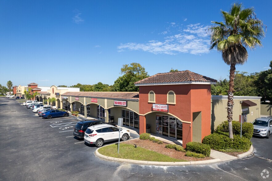 1025 N Nova Rd, Holly Hill, FL à louer - Photo de l’immeuble – Image 3 sur 10