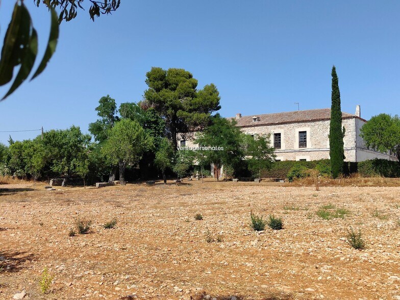 Palacete Nuevo Baztán portefeuille de 2 biens à vendre sur LoopNet.fr - Photo de l’immeuble – Image 3 sur 36