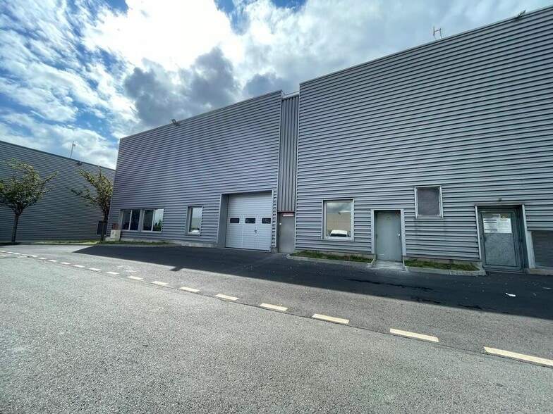 Industriel/Logistique dans Le Blanc-Mesnil à louer - Photo de l’immeuble – Image 3 sur 18
