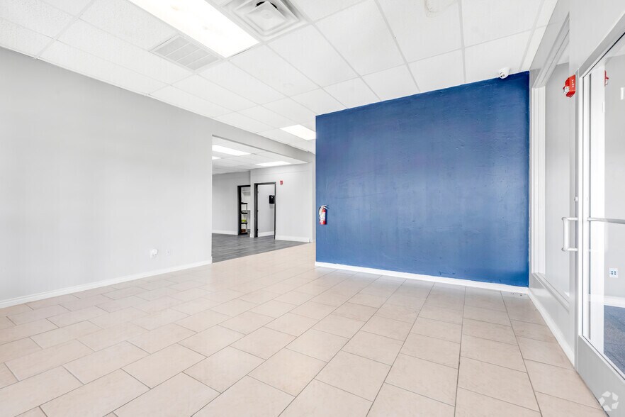 2920 Motley Dr, Mesquite, TX à vendre - Photo intérieure – Image 3 sur 8