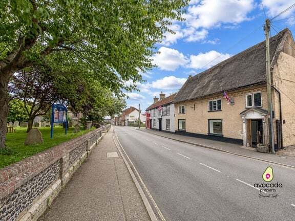 106 High St, Stalham à vendre - Photo de l’immeuble – Image 2 sur 12