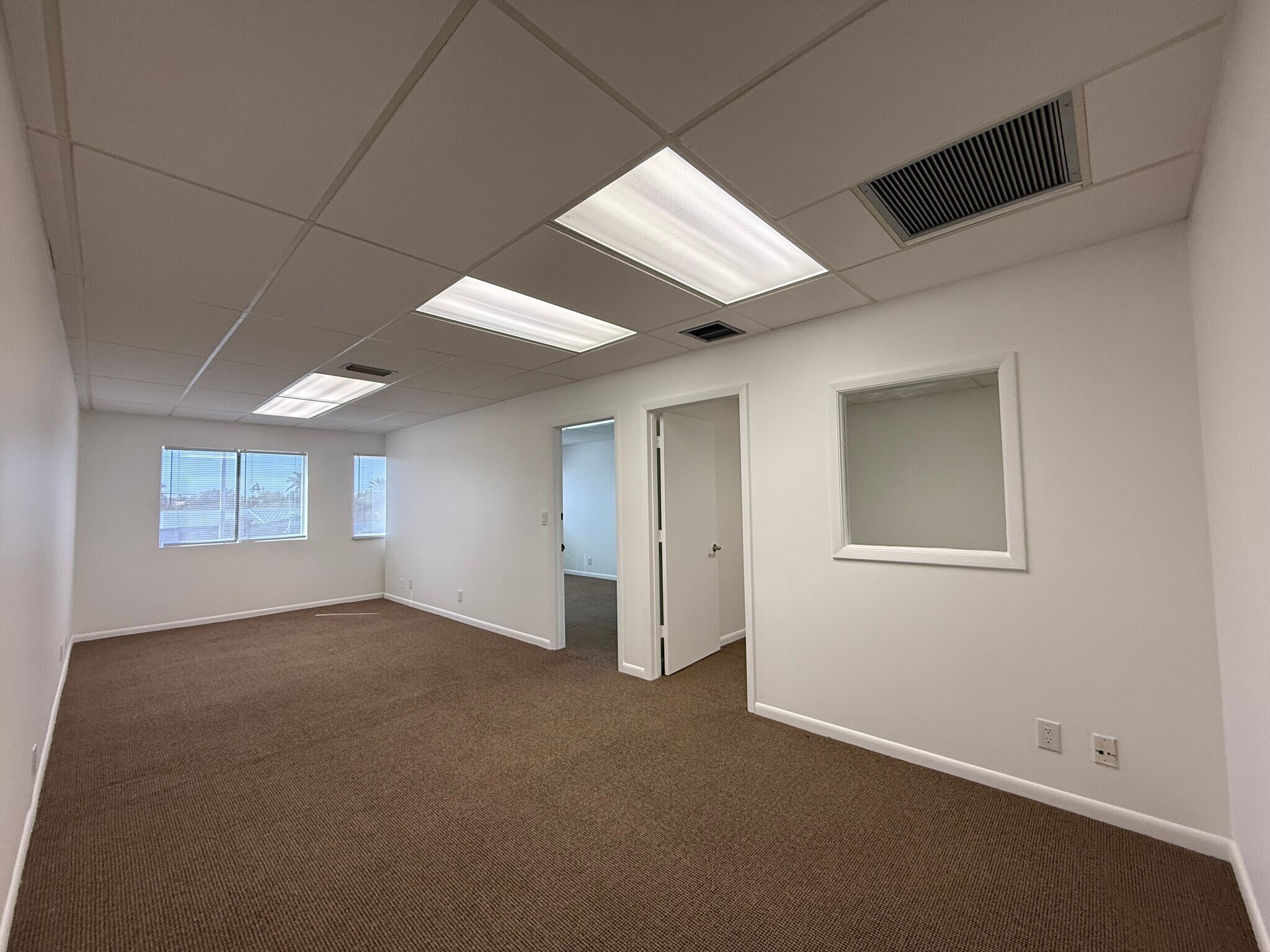 1881 NE 26th St, Wilton Manors, FL à louer Photo intérieure– Image 1 sur 6