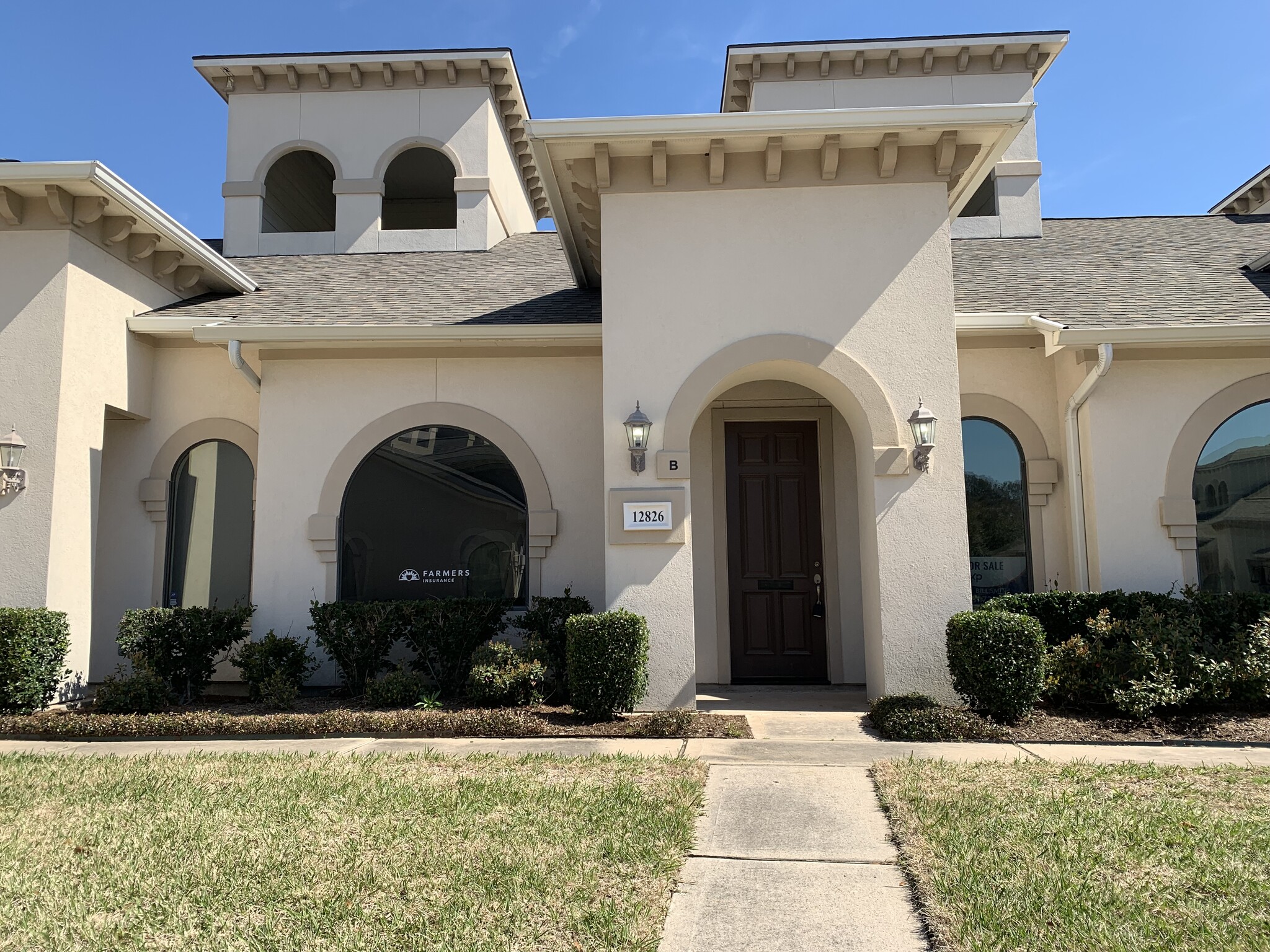12826 Willow Centre Dr, Houston, TX à vendre Photo de l’immeuble– Image 1 sur 15