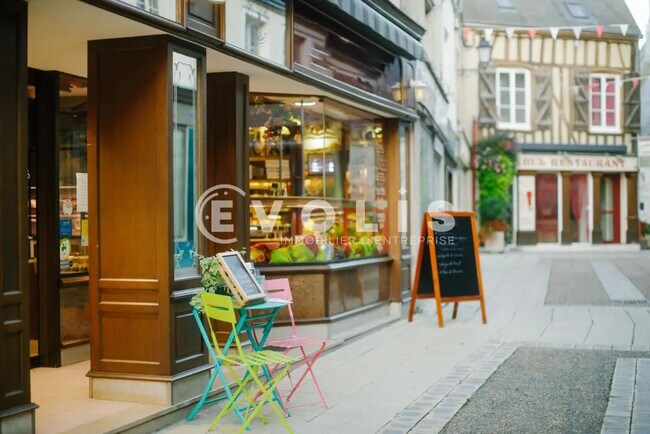 Plus de détails pour Local commercial à vendre