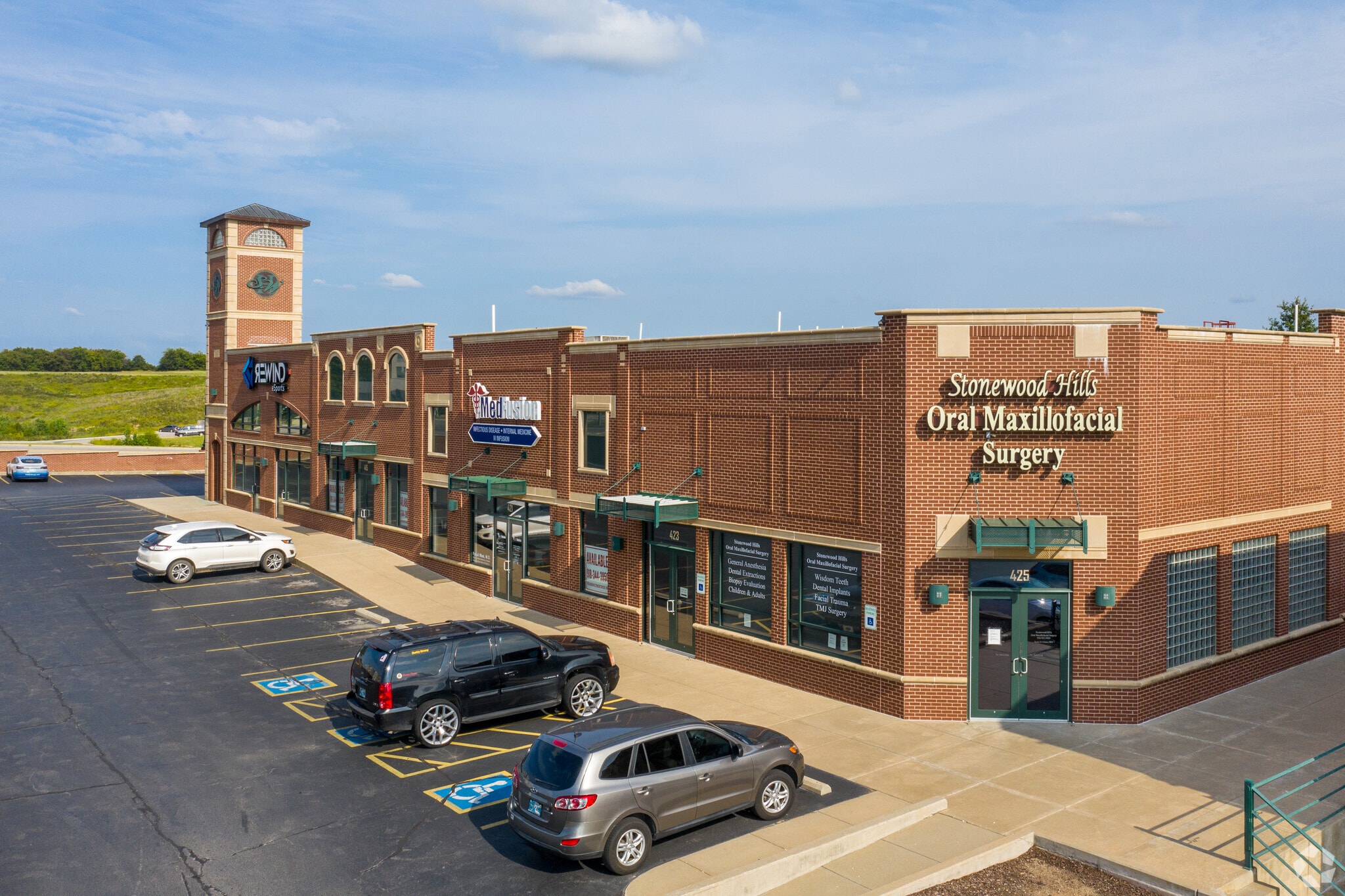 401-425 W Stone Wood Dr, Broken Arrow, OK à vendre Photo principale– Image 1 sur 7