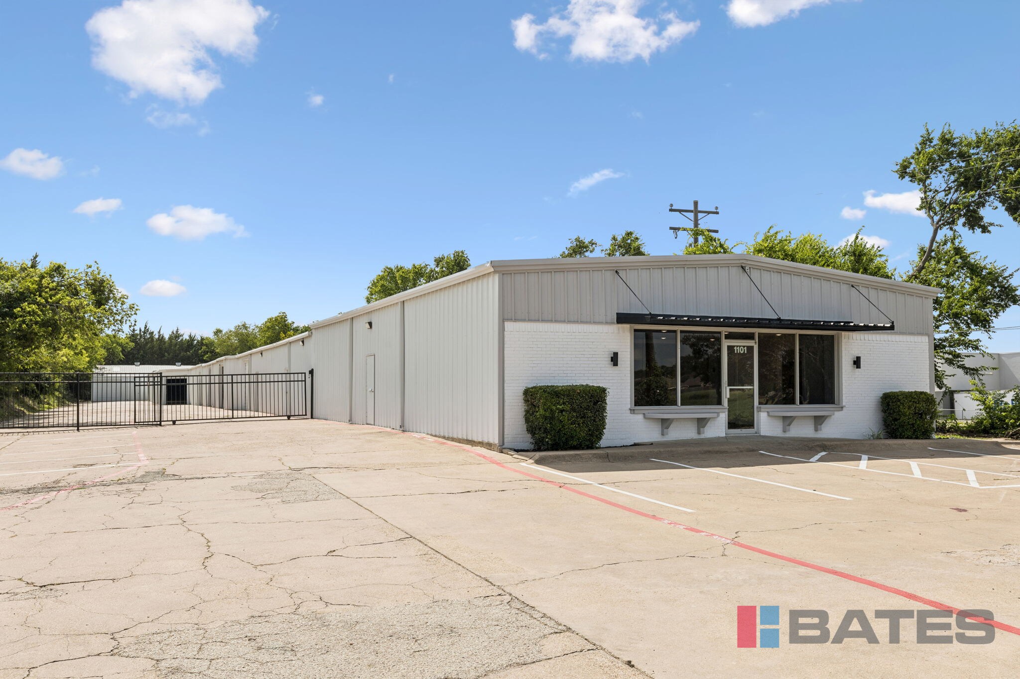1101 S Hampton Rd, DeSoto, TX à vendre Photo de l’immeuble– Image 1 sur 21