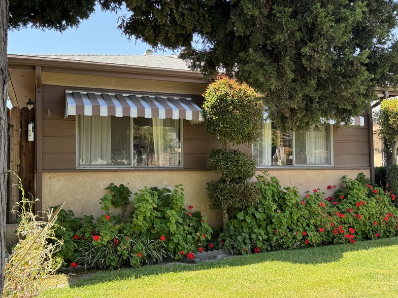 5081 Glen Iris Ave, Los Angeles, CA à vendre - Photo de l’immeuble – Image 2 sur 42