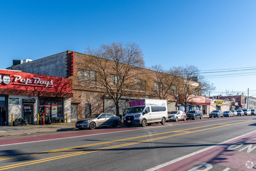 2027-2055 Utica Ave, Brooklyn, NY à louer - Photo de l’immeuble – Image 2 sur 6