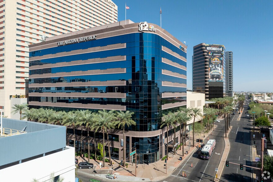 200 E Van Buren St, Phoenix, AZ à louer - Photo de l’immeuble – Image 2 sur 17