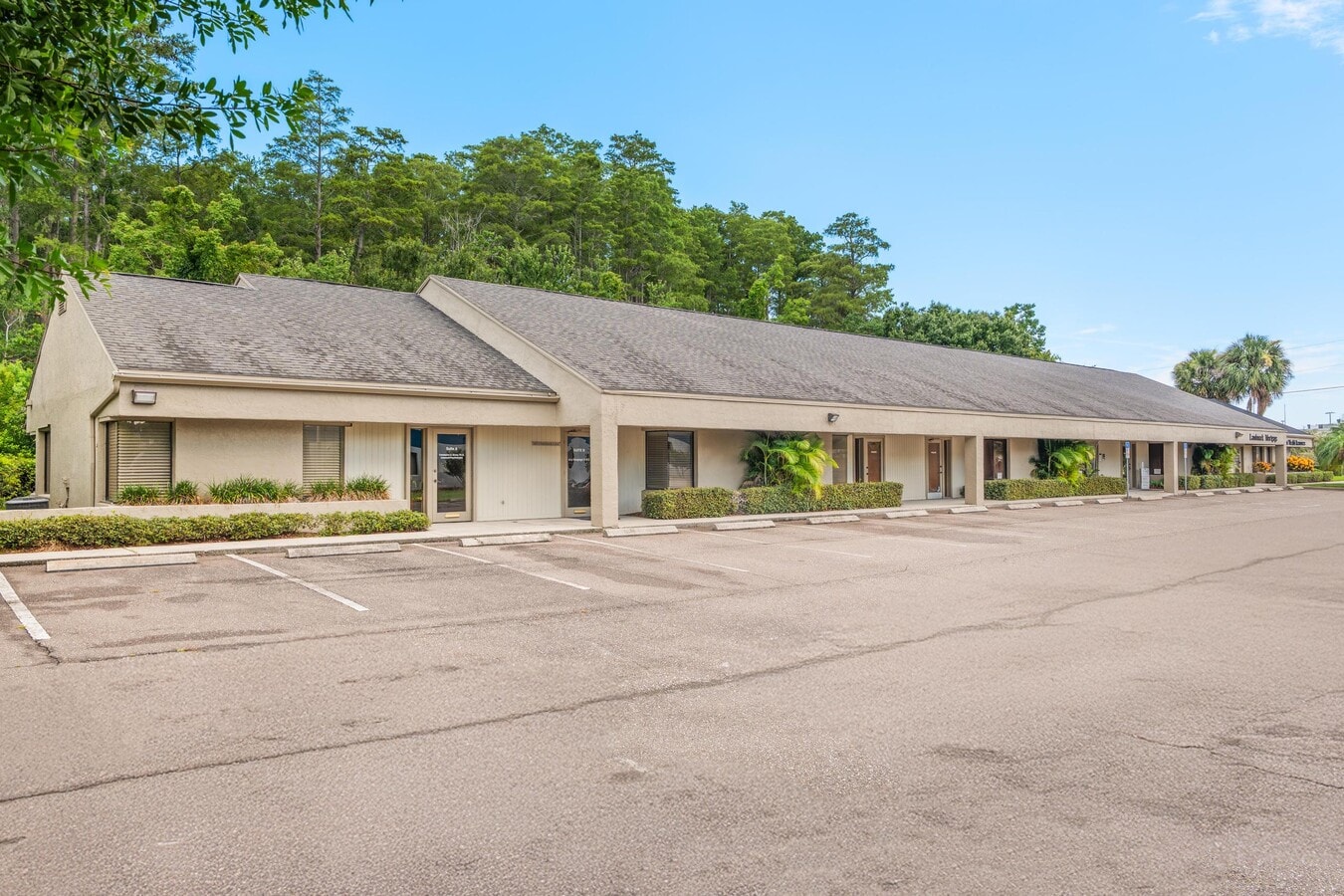 2424 Enterprise Rd, Clearwater, FL 33763 - Lot A - - Photo intérieure - Image 2 of 17