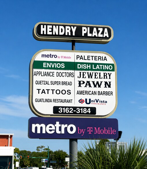 3162-3184 SE Dixie Hwy, Stuart, FL à louer - Photo de l’immeuble – Image 2 sur 2