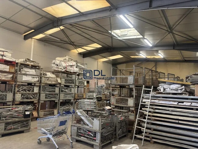 Plus de détails pour Industriel/Logistique à vendre