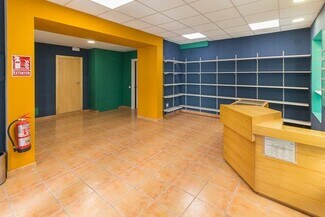 Plus de détails pour Local commercial à louer