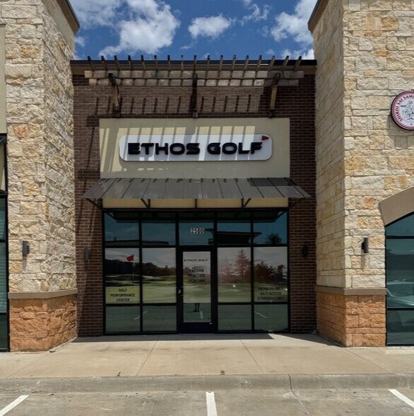 14111 King Rd, Frisco, TX à vendre - Photo de l’immeuble – Image 2 sur 5