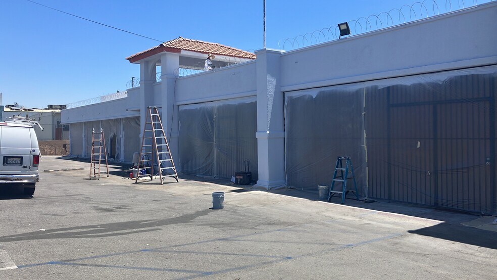 1015 Columbus St, Bakersfield, CA à louer - Photo de l’immeuble – Image 3 sur 5