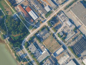 7405 Lowland Dr, Burnaby, BC - VUE AÉRIENNE vue de carte