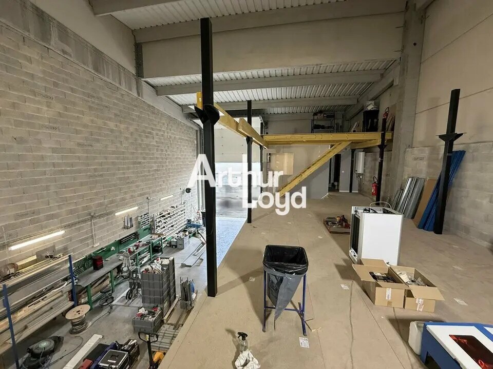 Local d’activités dans Montauroux à louer Photo intérieure– Image 1 sur 5