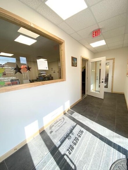 31 Main Ave N, New York Mills, MN à vendre - Photo intérieure – Image 2 sur 32