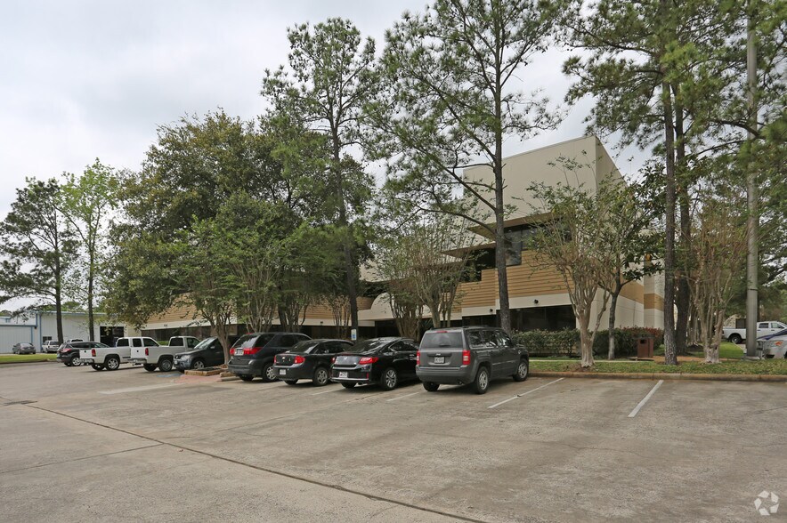 1544 Sawdust Rd, The Woodlands, TX à louer - Photo principale – Image 1 sur 9