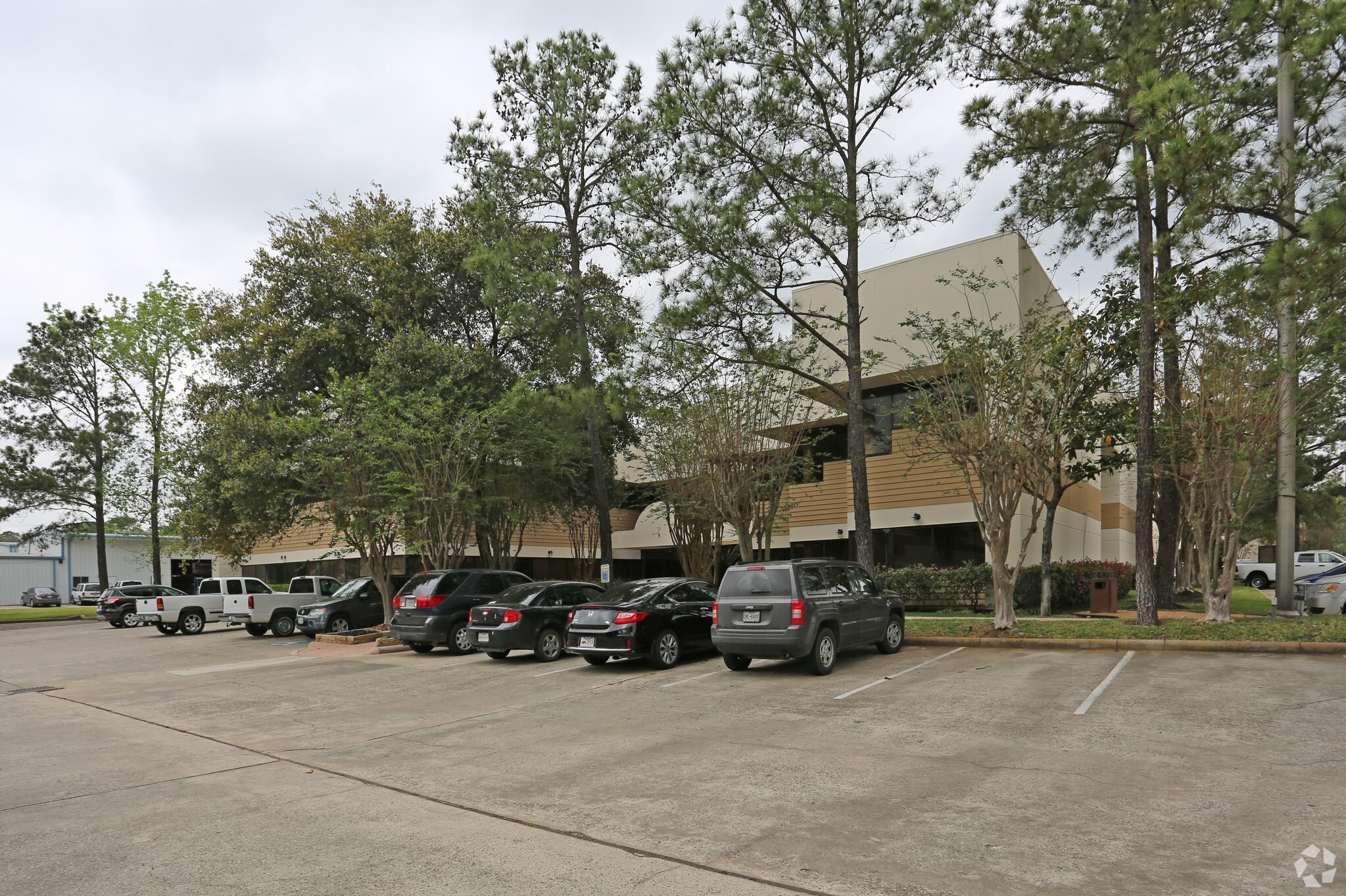 1544 Sawdust Rd, The Woodlands, TX à louer Photo principale– Image 1 sur 10