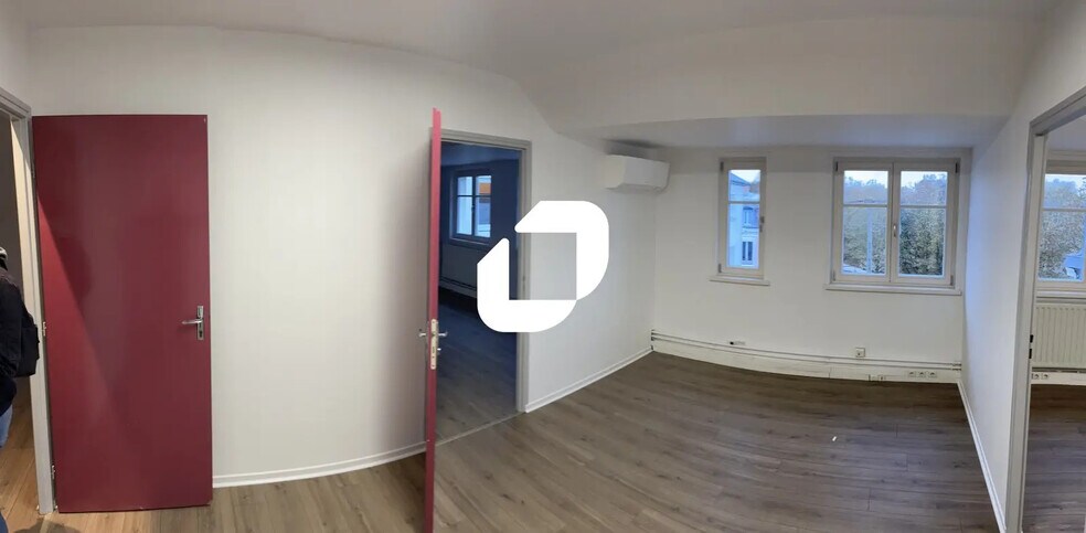 Bureau dans Châlons-en-Champagne à louer - Photo de l’immeuble – Image 3 sur 7
