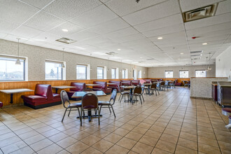 3450 Gateway Dr, Grand Forks, ND à louer Photo intérieure– Image 2 sur 34