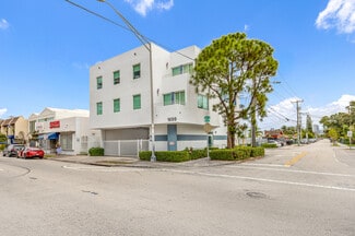 Plus de détails pour 1693 SW 27th Ave, Miami, FL - Bureau à vendre