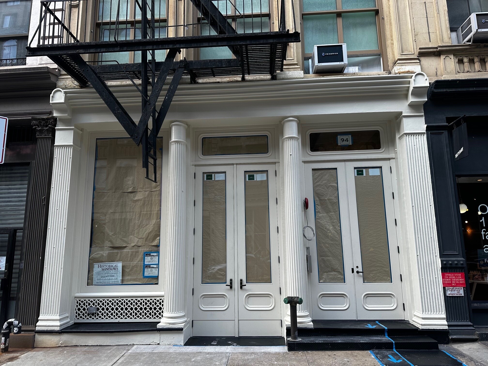 94 Reade St, New York, NY à louer Photo de l’immeuble– Image 1 sur 3