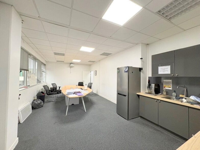 8 Rue De L'Angoumois, Argenteuil à louer - Photo de l’immeuble – Image 3 sur 20