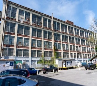 Plus de détails pour 50 Willow St, Amsterdam, NY - Industriel/Logistique à vendre