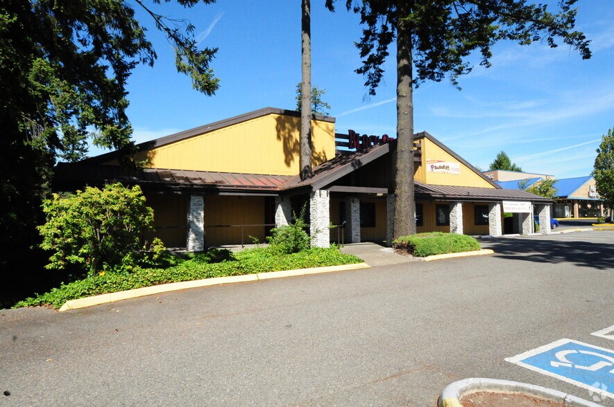 2400 S 320th St, Federal Way, WA à louer - Photo de l’immeuble – Image 2 sur 13