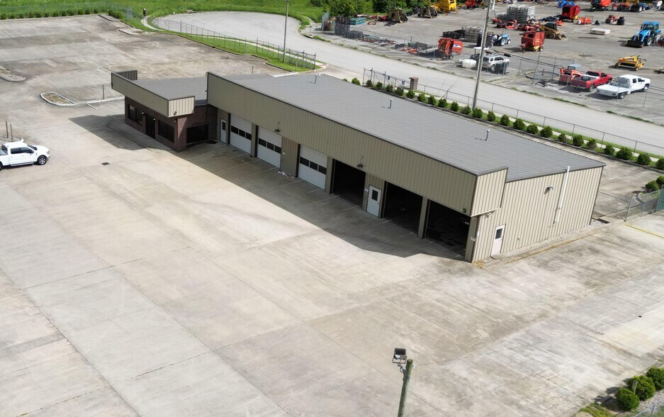 193 Automotive Dr, Richmond, KY à louer - Photo de l’immeuble – Image 3 sur 24