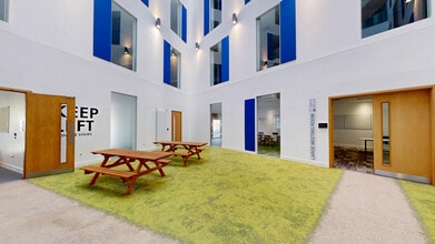 Queensway, Newport à louer Numérisation 3D Matterport– Image 1 sur 4