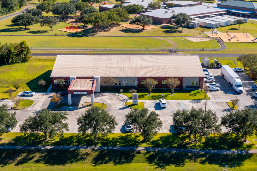 301 Alcide Dominique Dr, Lafayette, LA à vendre - Photo de l’immeuble – Image 1 sur 4