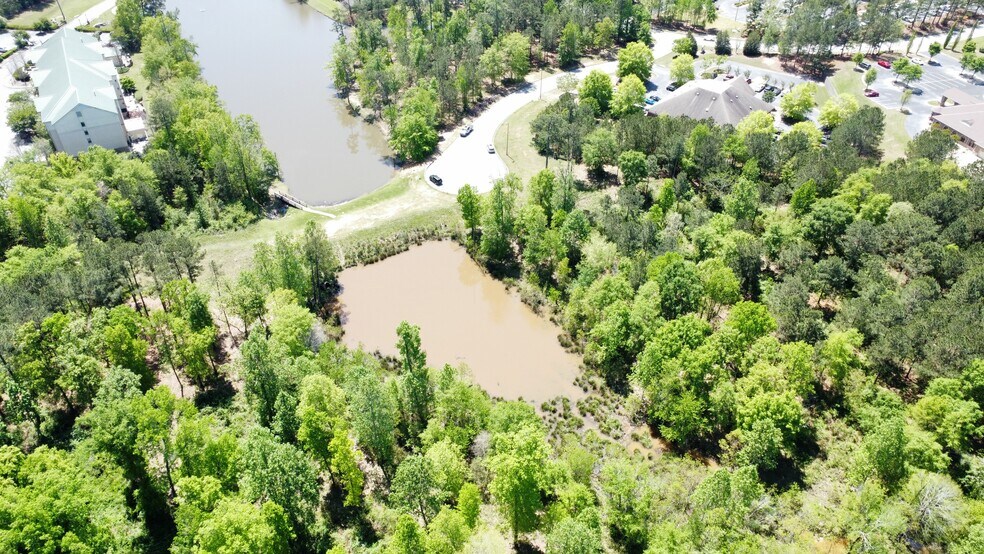 1247 Lake Brook Ct, Columbus, GA à vendre - Photo de l’immeuble – Image 2 sur 7