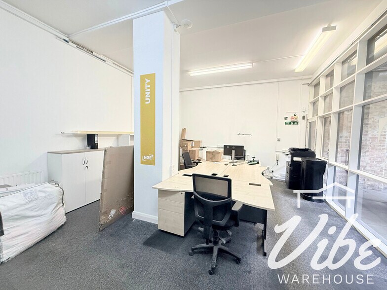 Shacklewell Ln, Londres à louer - Photo de l’immeuble – Image 3 sur 15