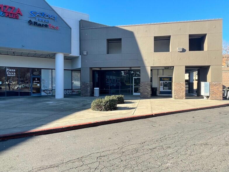 2550 W El Camino Ave, Sacramento, CA à louer - Photo de l’immeuble – Image 2 sur 11