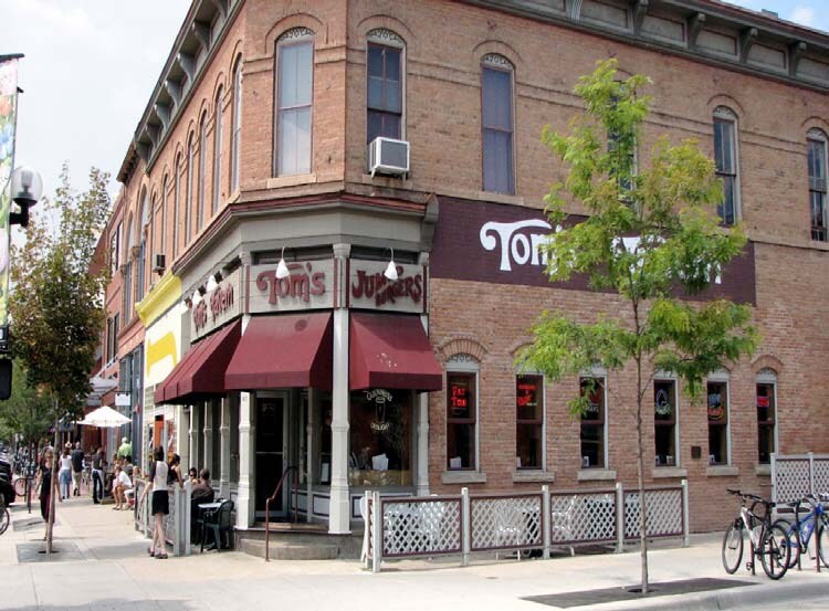 1045 Pearl St, Boulder, CO à louer - Photo de l’immeuble – Image 3 sur 3