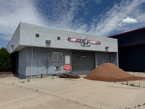 2253 La Montana Way, Colorado Springs, CO à louer Photo de l’immeuble– Image 2 sur 5