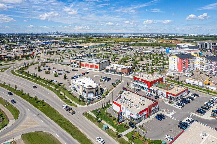 2373 Maple Rd NW, Edmonton, AB à louer - Aérien – Image 3 sur 5