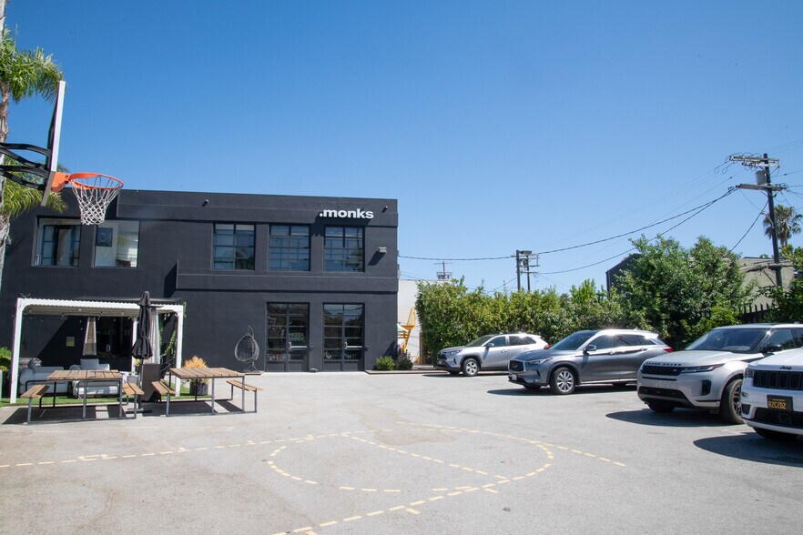 1611 Electric Ave, Venice, CA à louer - Photo de l’immeuble – Image 2 sur 22