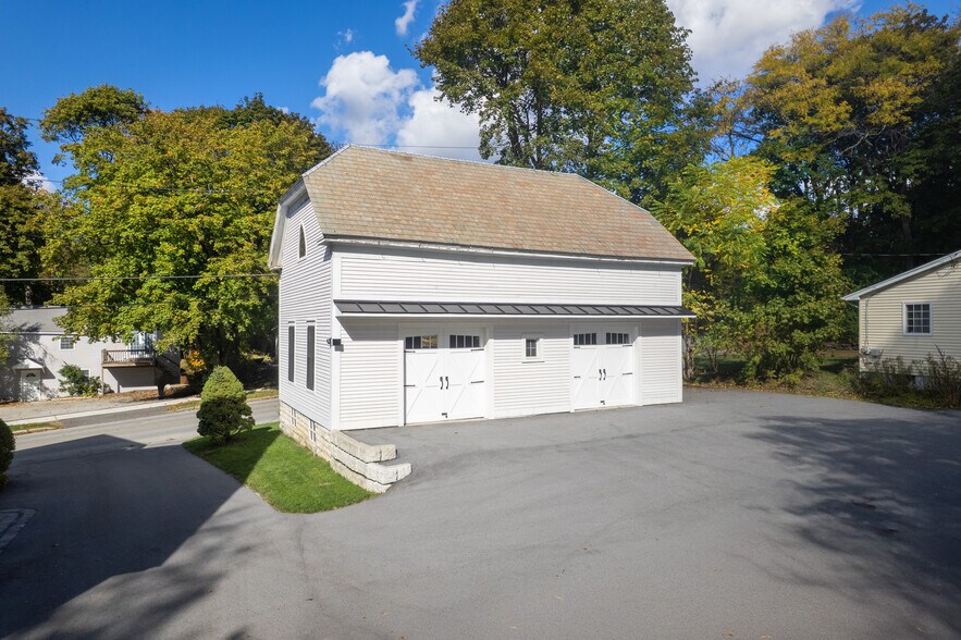 70 N Main St, Rutland, VT à vendre - Photo de l’immeuble – Image 3 sur 37